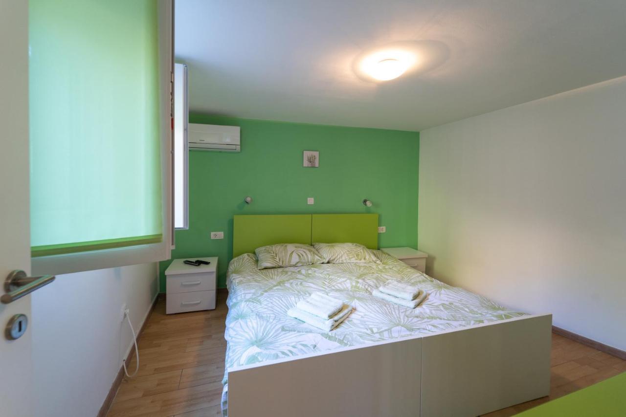 Apartment Fly Split Bagian luar foto
