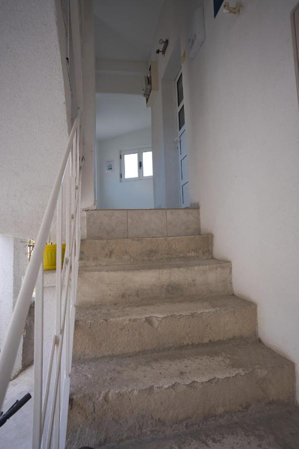 Apartment Fly Split Bagian luar foto